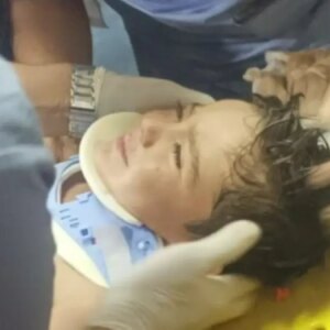 4 yasindaki cocuk kuyudan kurtarildi veOSVucn