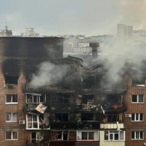 savas bitmiyor zelenski donbastan cekilmeyecegini acikladi crRvAGSx