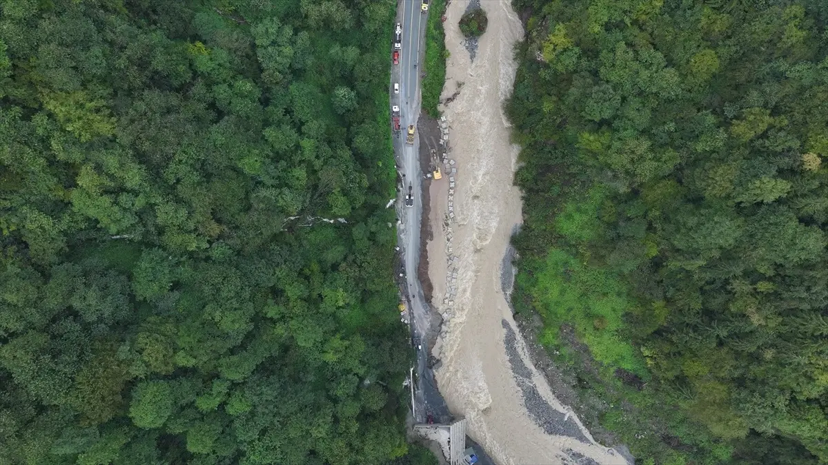 bakanlar camlihemsinde inceleme yapti ODmAZylj