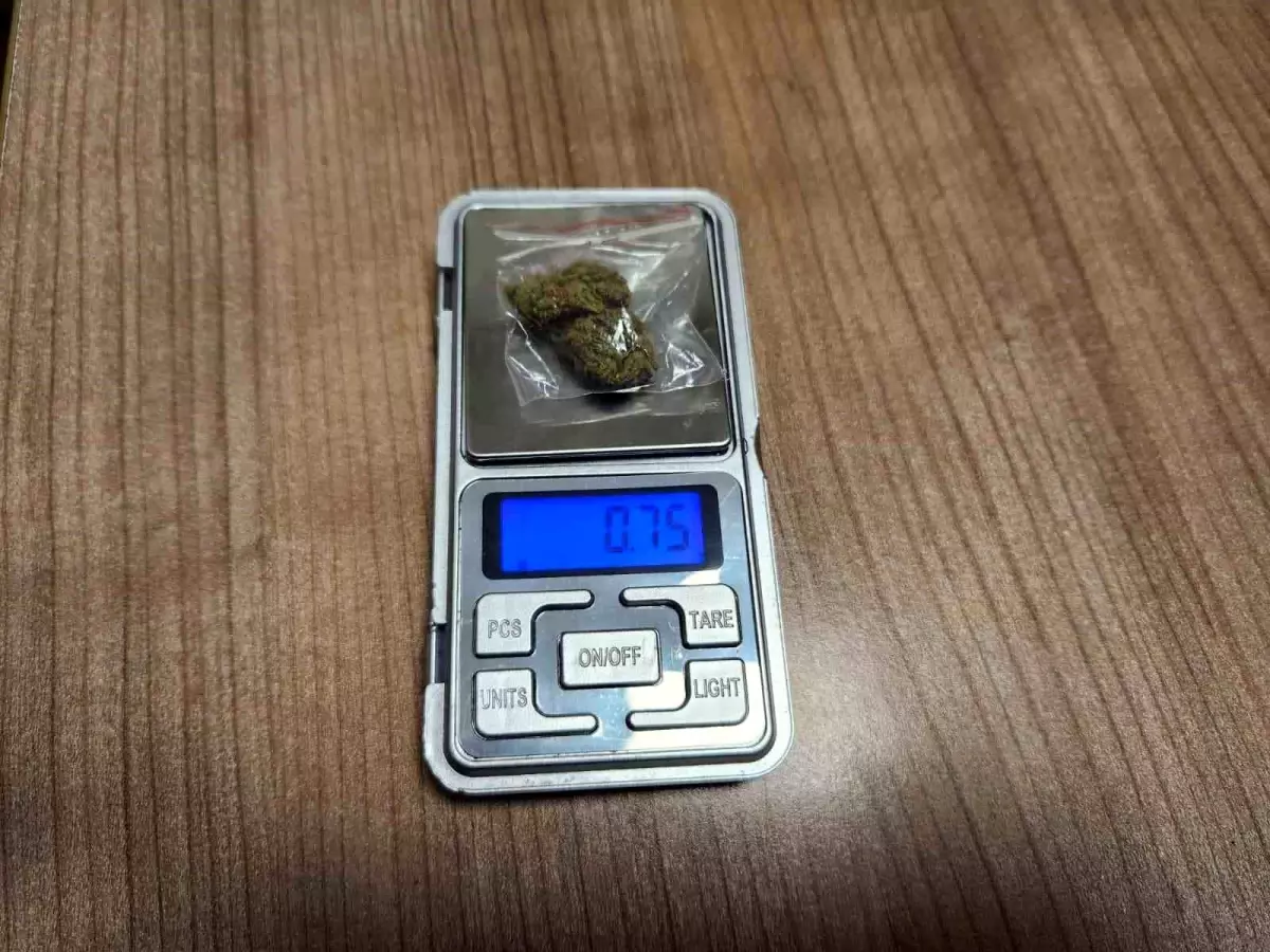 esenyurtta uyusturucu ticareti operasyonu fr1NAheQ