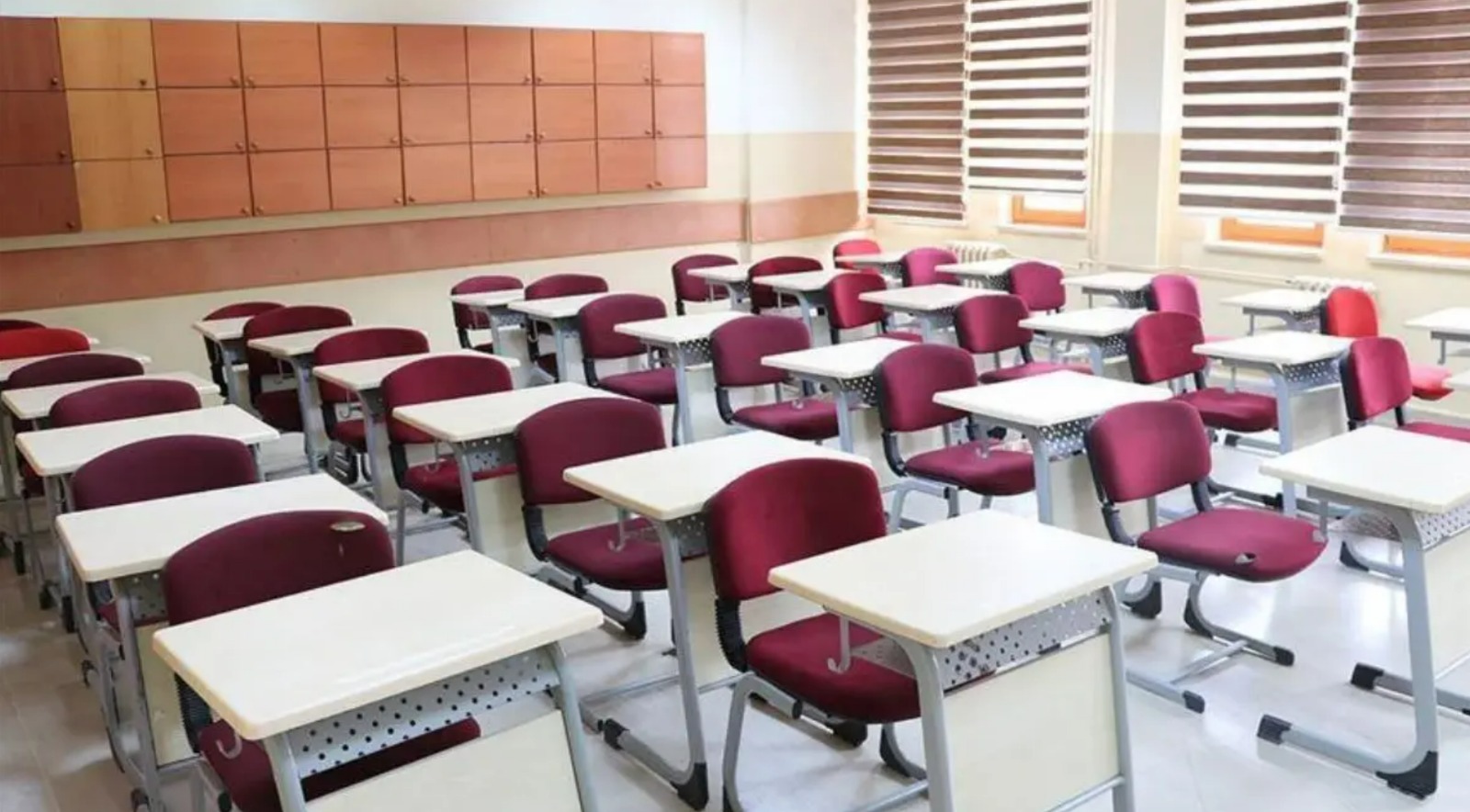 ulkedeki tum okullarda tamamen yasaklanacak tarih belli oldu OxF9L9YA