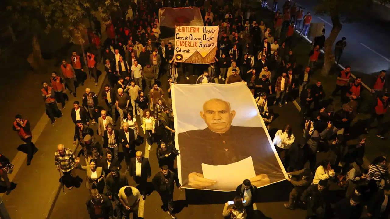 diyarbakirda dusman operasyonu dem partililer gozaltina alindi LJQDO57y.jpg