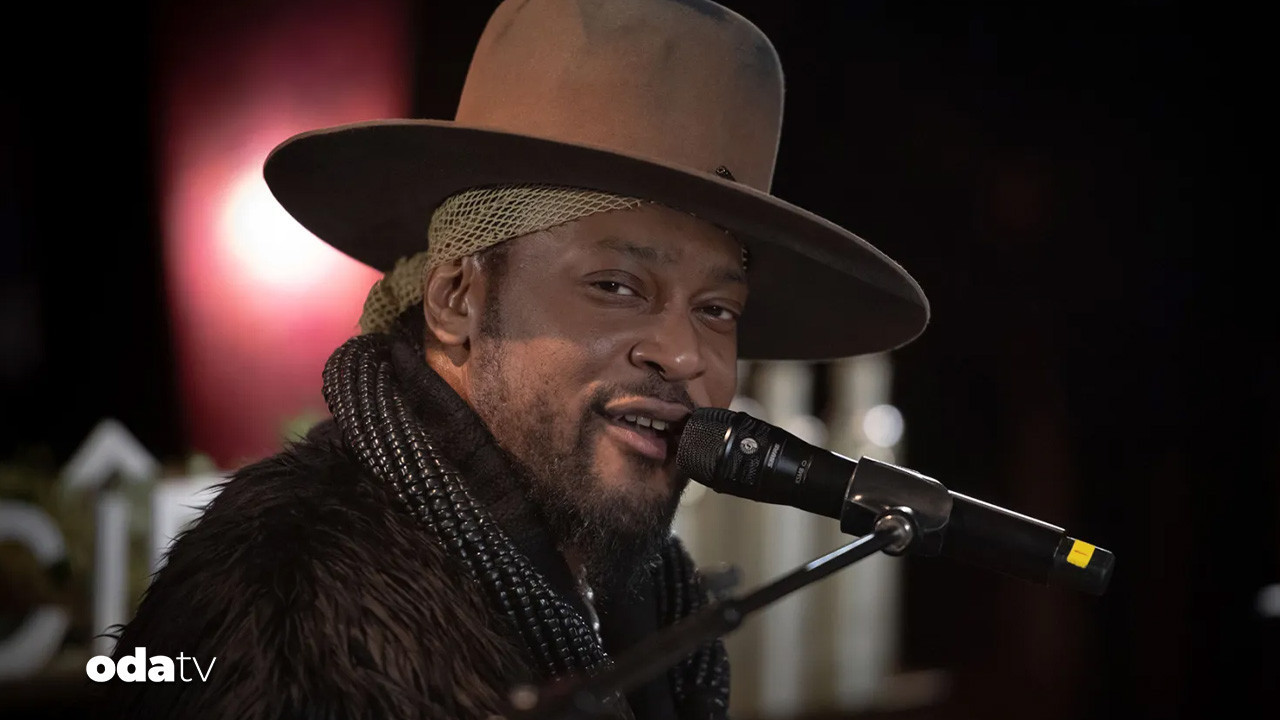 grammy odullu muzisyen dangelo pankreas kanseriyle mucadelesini kaybetti eVP6iTn4.jpg