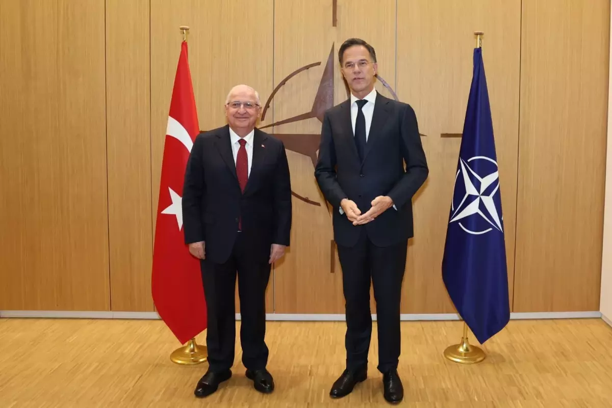 guler ve rutte brukselde bir araya geldi qFItPCEs.jpg