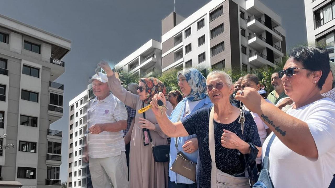 İzmir’de kentsel dönüşüm fiyaskosu: Beceriksizliğin faturası vatandaşa kesildi!