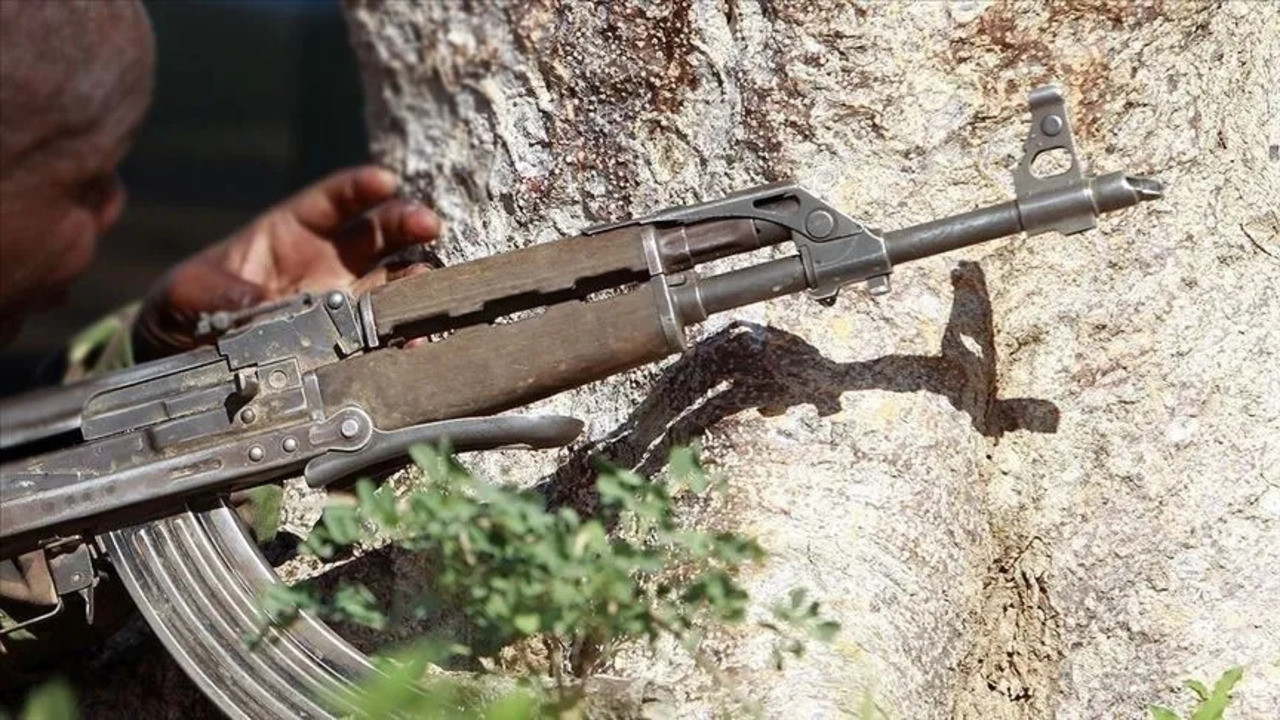 Somali’de Eş-Şebab’a hava destekli operasyon: 25 militan etkisiz hale getirildi